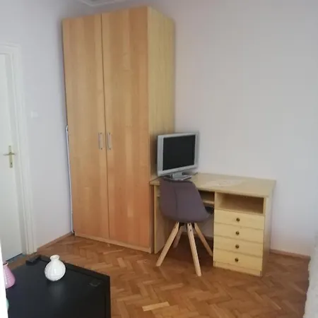 Lili Apartman Apartment