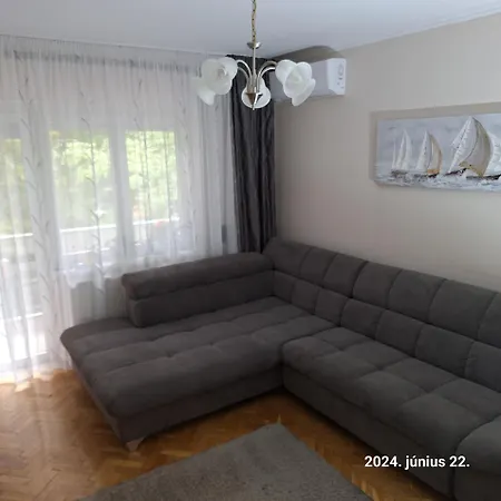 Lili Apartman Διαμέρισμα Balatonfüred